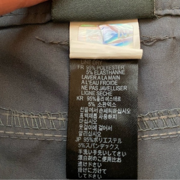 The North Face Men’s Convertible Hiking Cargo Pants Shorts Gray Size Medium - Picture 12 of 15